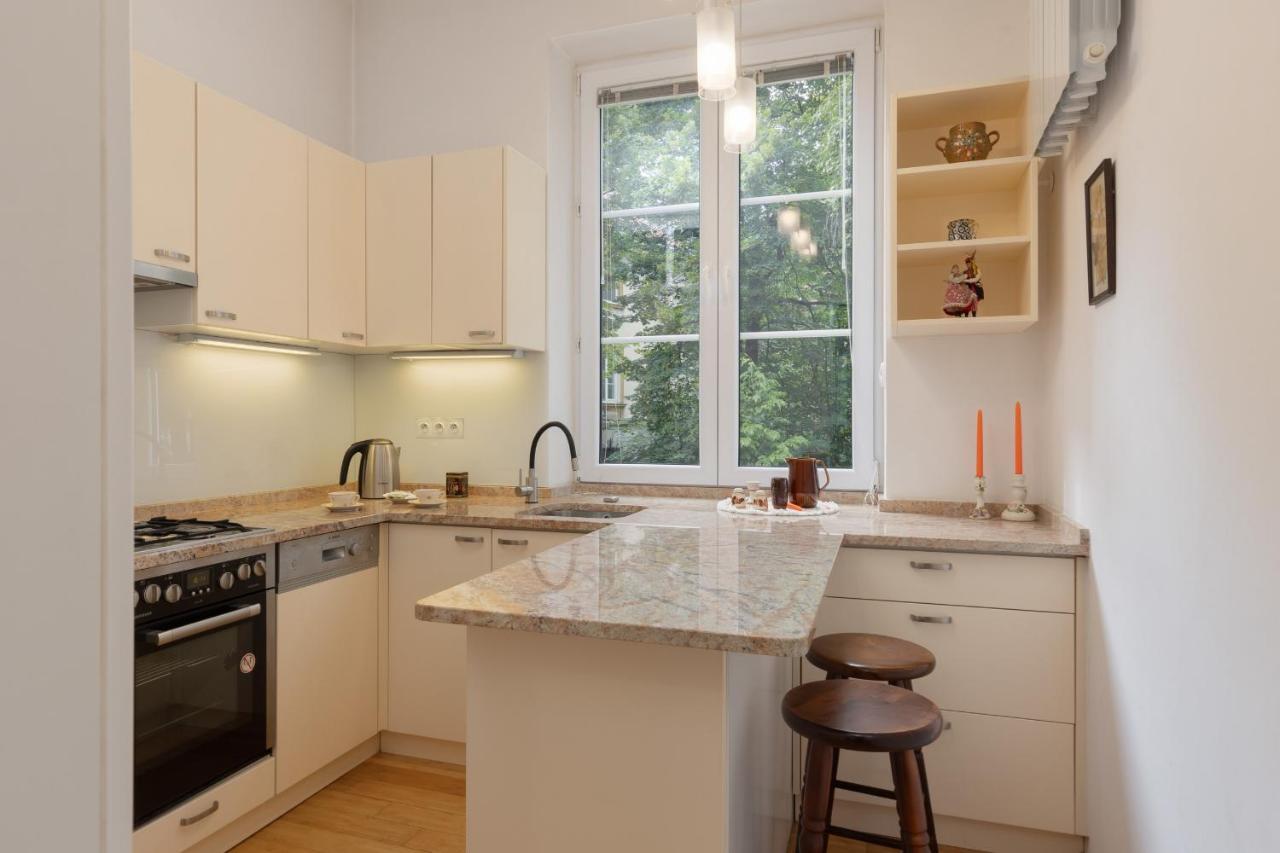 Warsaw New Town Square Apartment For 5 Guests By Noclegi Renters Dış mekan fotoğraf
