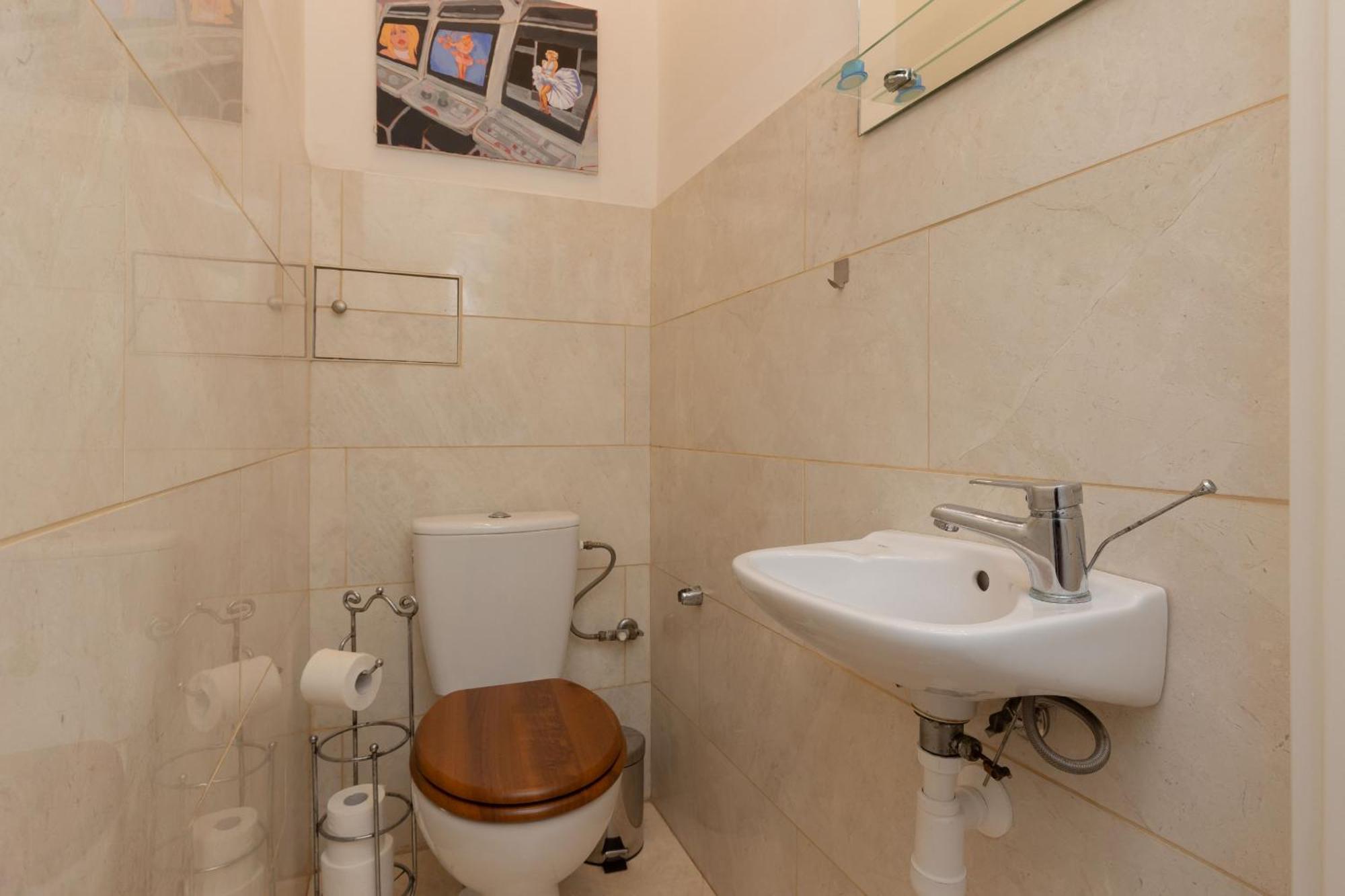 Warsaw New Town Square Apartment For 5 Guests By Noclegi Renters Dış mekan fotoğraf